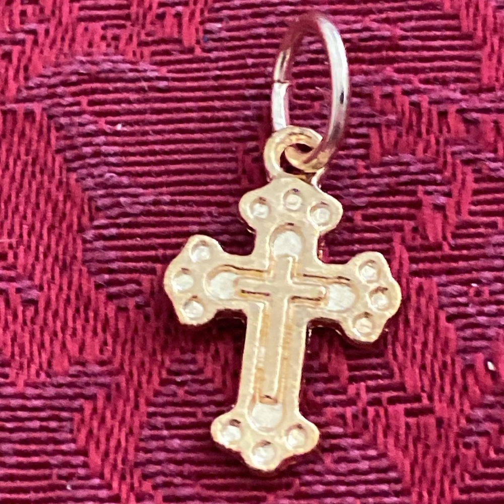 5/$10❤️❤️❤️NEW Rose Gold Tone Alloy Cross Charm Pendant